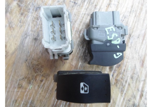 Кнопка регулювання склопідіймачем Renault Espace IV, Laguna II, Megane II, Scenic II, 8200220511, 8200220507